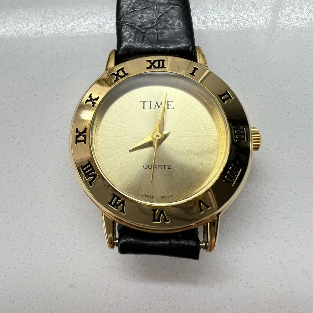 VINTAGE WATCH 90s Roman Numerals Gold-tone Bezel Leather Band Unisex Business